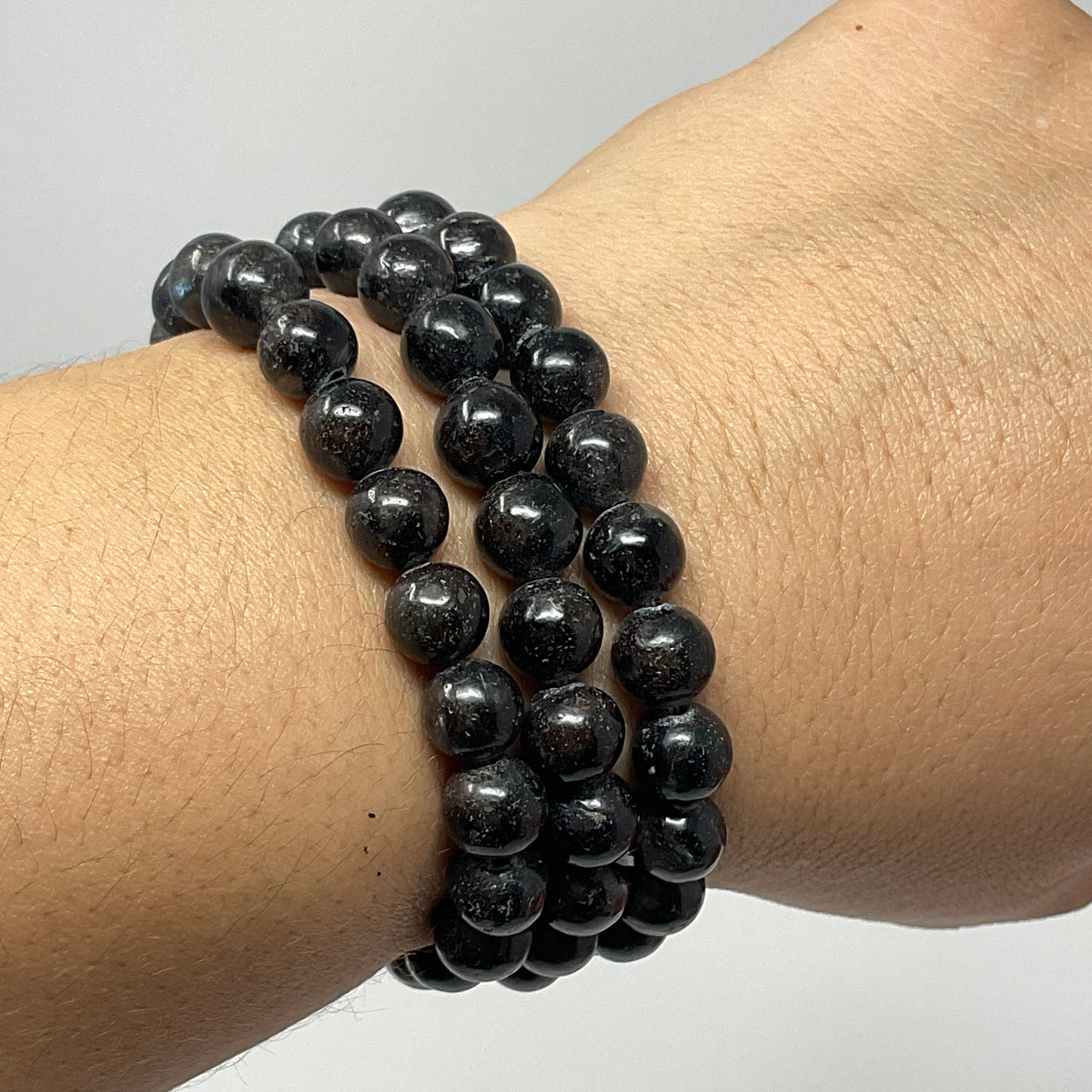 7MM-8MM Arfvedsonite Round Bracelet