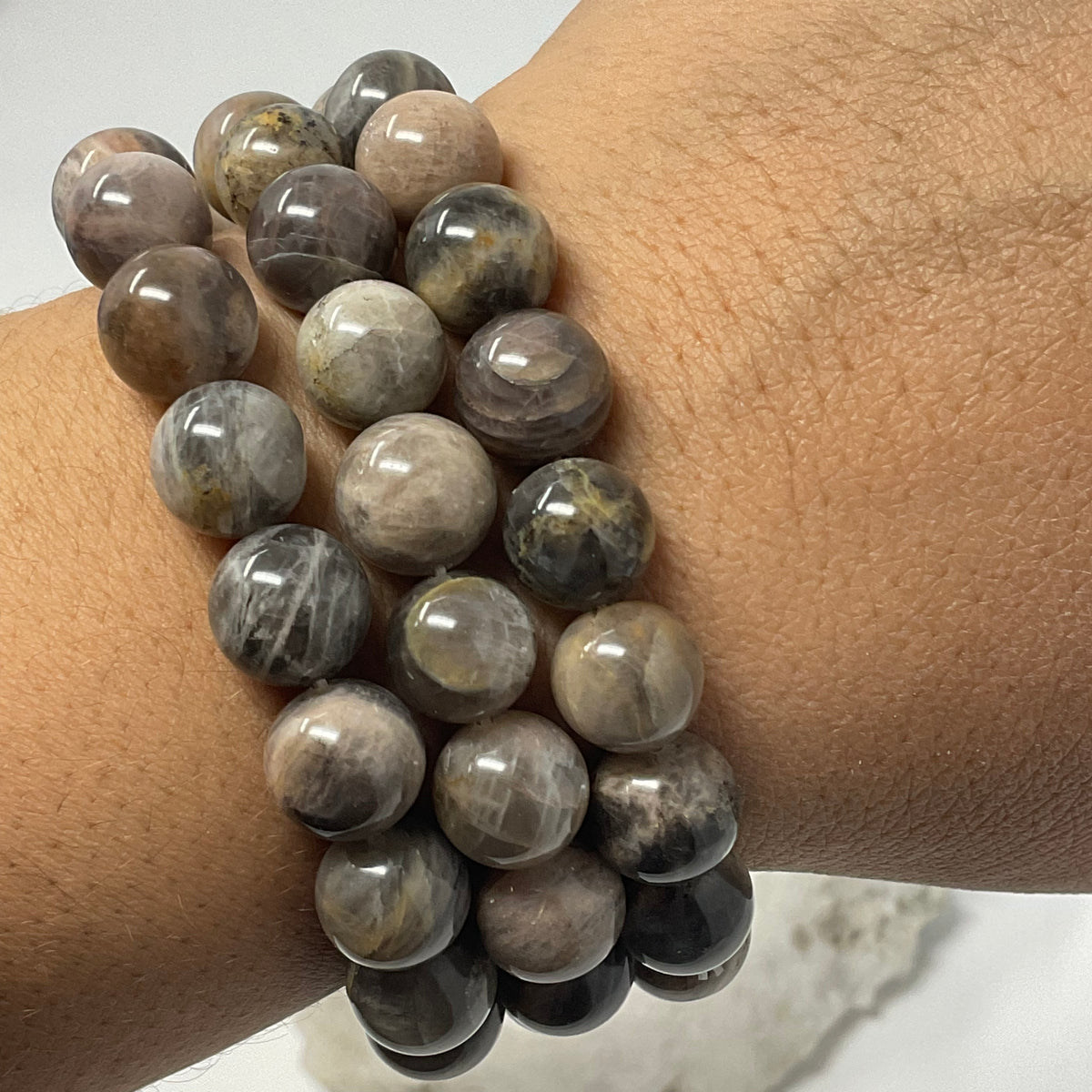 Grey Sunstone 9-10mm Round Bracelet